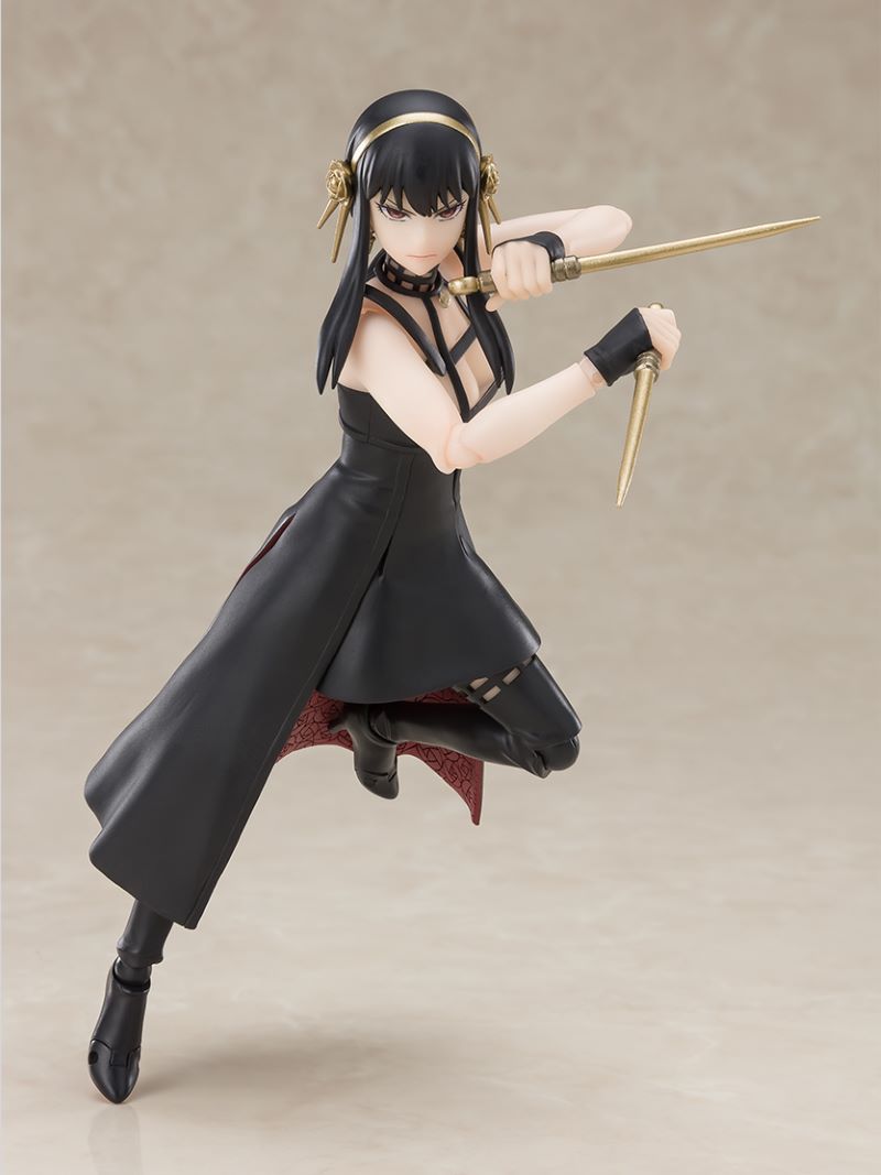 figure futanari