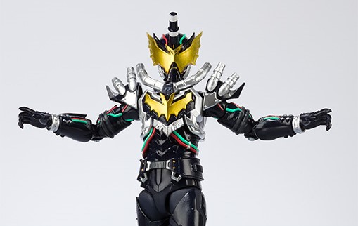 S.H.Figuarts - Night Rogue "Kamen Rider Build"