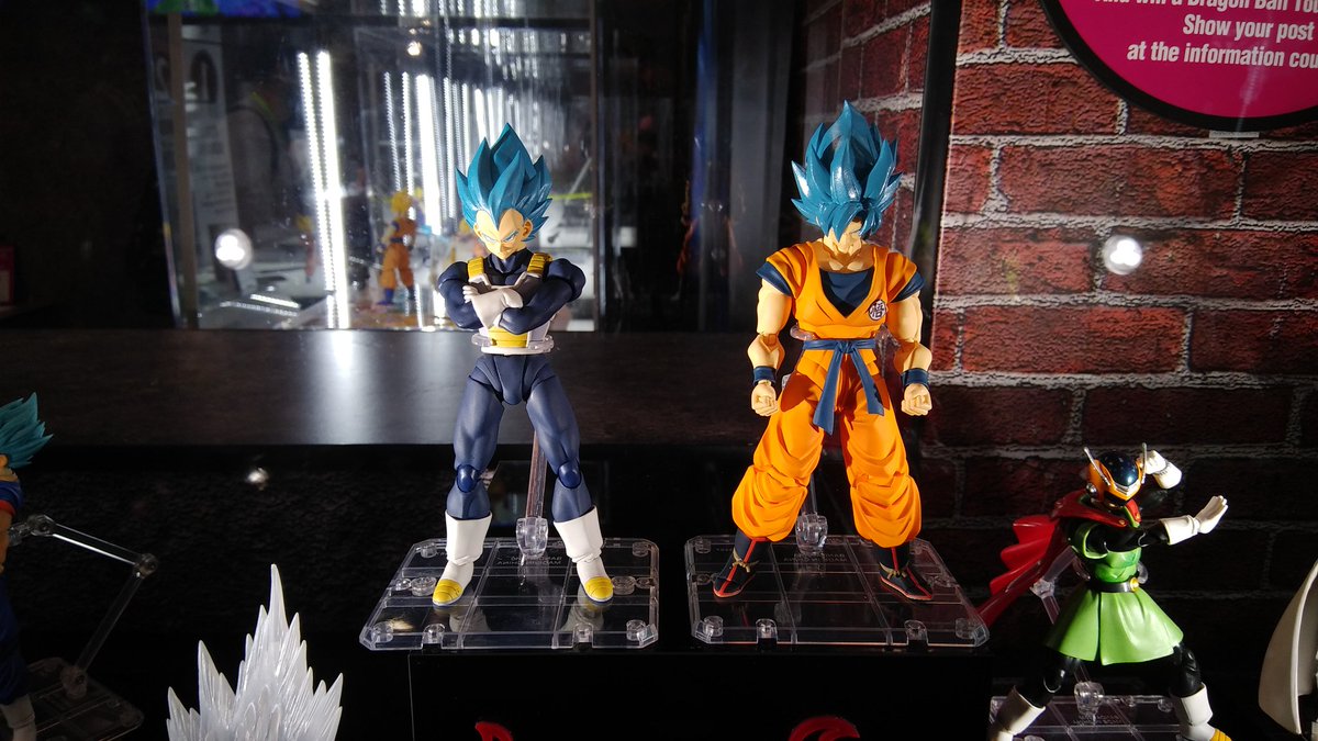 super saiyan god super saiyan vegeta sh figuarts